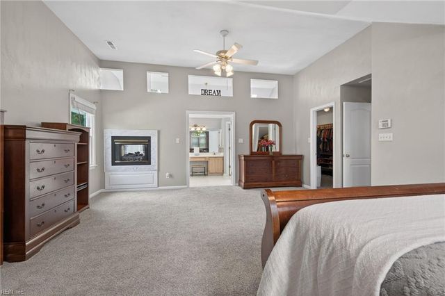 1004 Marlbank CT, Chesapeake, VA 23322