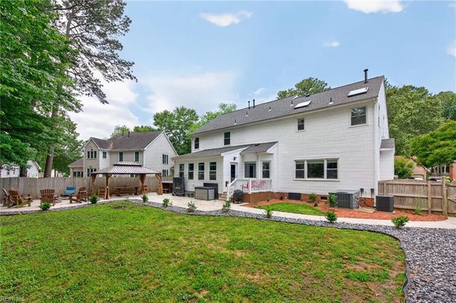 1004 Marlbank CT, Chesapeake, VA 23322