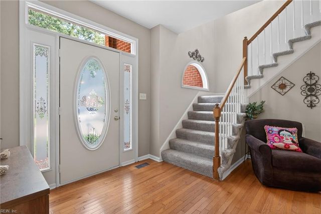 1004 Marlbank CT, Chesapeake, VA 23322