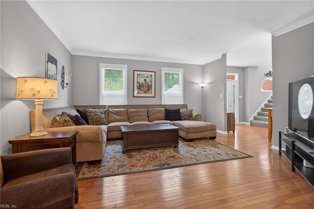 1004 Marlbank CT, Chesapeake, VA 23322