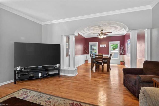1004 Marlbank CT, Chesapeake, VA 23322