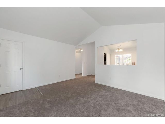 1728 Eagle St E, Aurora, CO 80011