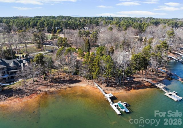 201 Brawley Harbor Place, Mooresville, NC 28117