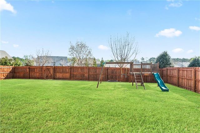 4051 Laura Jean Way, Buford, GA 30518