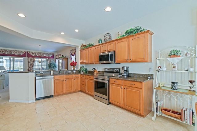 9495 SE 130TH PLACE ROAD, Summerfield, FL 34491