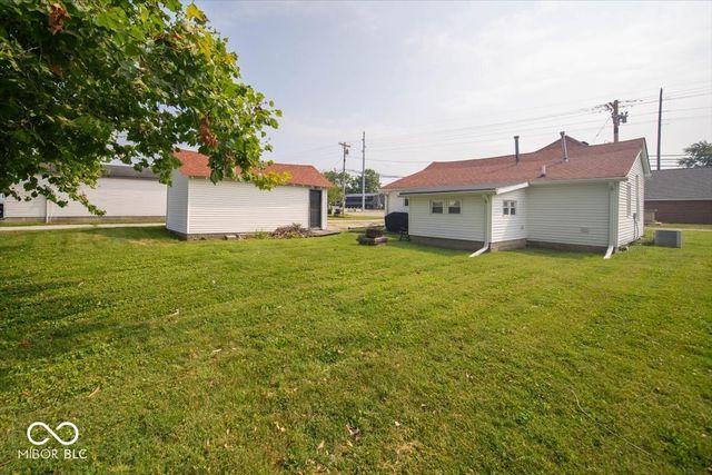 50 S Front Street, Whiteland, IN 46184