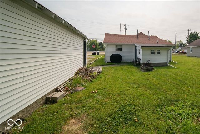 50 S Front Street, Whiteland, IN 46184