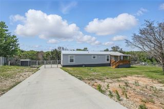 1010 Hopi Court, Granbury, TX 76048