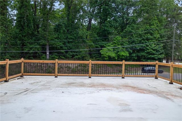 1068 SE BUCKNER Road, Mableton, GA 30126