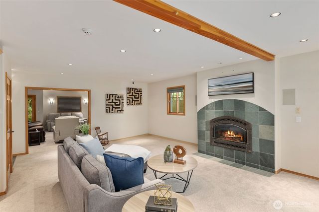 3109 181st Avenue NE, Redmond, WA 98052