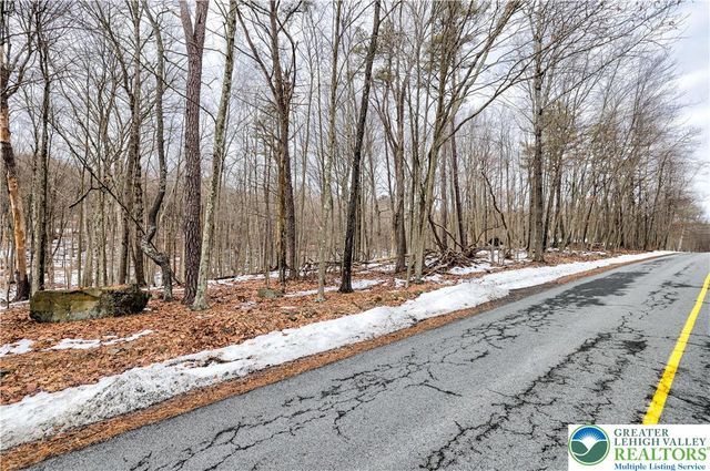 Eagle Path, Lehman Twp, PA 18324