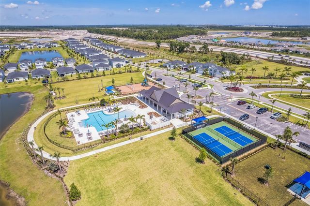 10661 NW SUNCREST LOOP, Port St Lucie, FL 34987