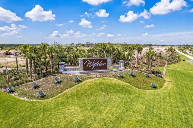 10661 NW SUNCREST LOOP, Port St Lucie, FL 34987