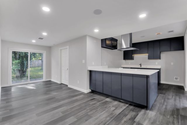 1310 Elmwood Drive, Cedar Hill, TX 75104