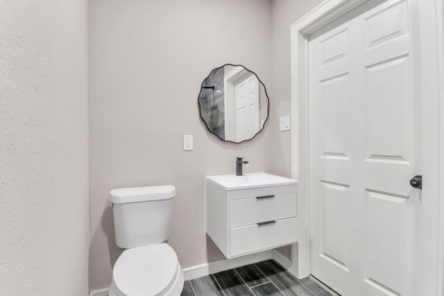 1310 Elmwood Drive, Cedar Hill, TX 75104