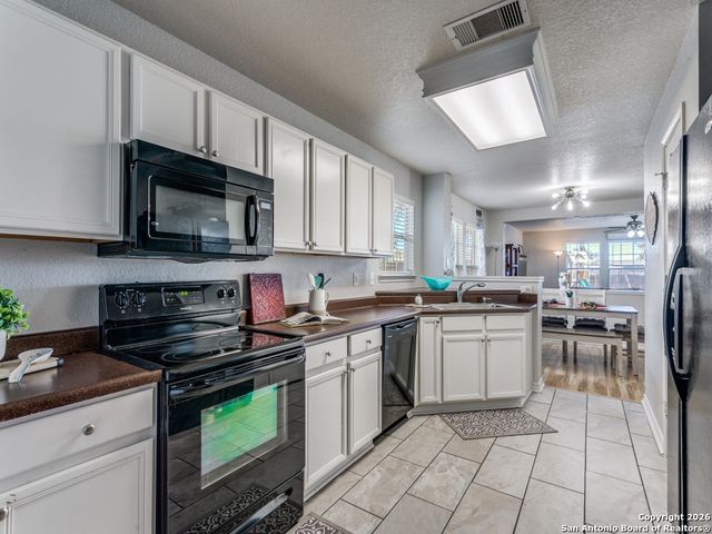 7614 Cortland Oak, San Antonio, TX 78254