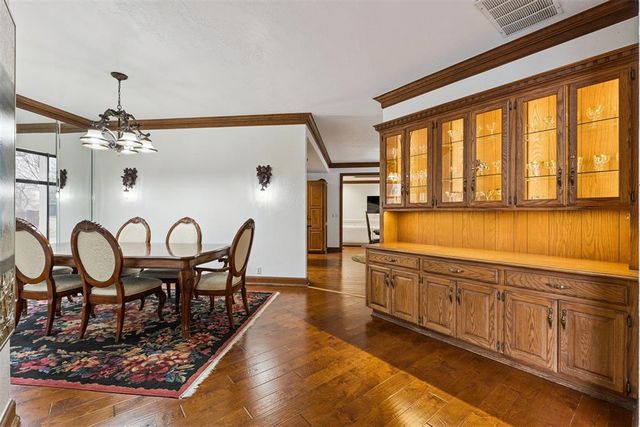 3465 Brush Creek Road, Oklahoma City, OK 73120