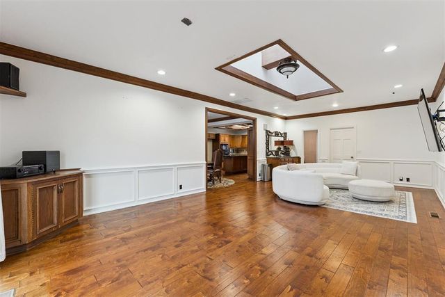 3465 Brush Creek Road, Oklahoma City, OK 73120