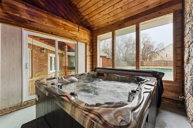 3465 Brush Creek Road, Oklahoma City, OK 73120