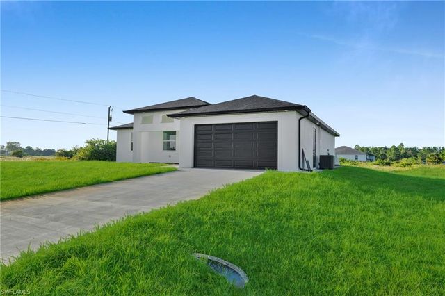 4206 E 15th ST, Lehigh Acres, FL 33972