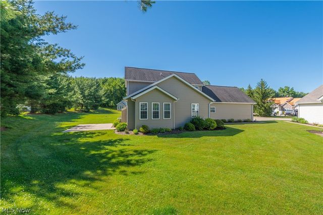 8845 Ashlyn Court, Olmsted Falls, OH 44138