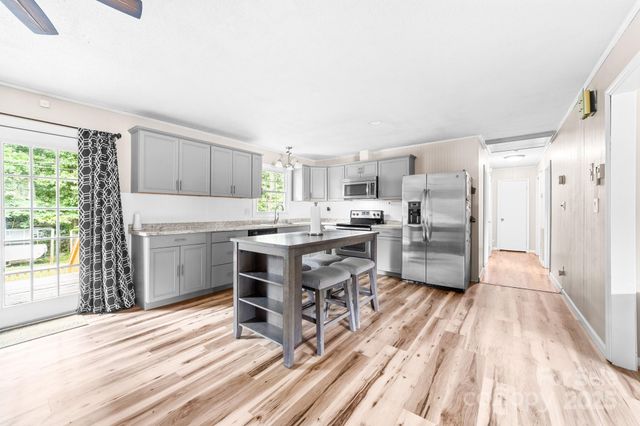 2509 Woodbridge Drive, Gastonia, NC 28056