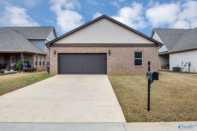 17258 Brooklawn Street, Athens, AL 35611