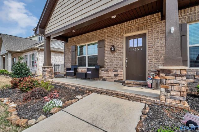 17258 Brooklawn Street, Athens, AL 35611