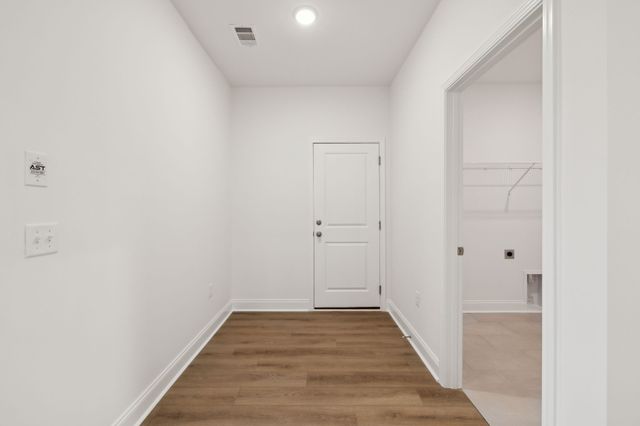 1086 Large Poppy Dr, La Vergne, TN 37086