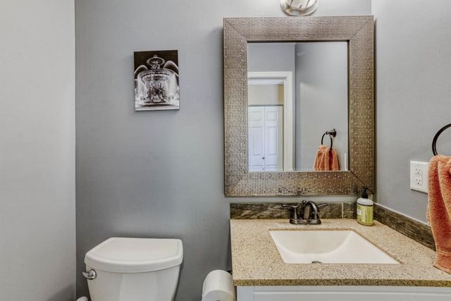 14050 37th Avenue N, Plymouth, MN 55447