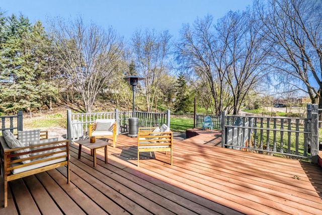 14050 37th Avenue N, Plymouth, MN 55447