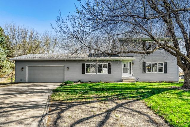 14050 37th Avenue N, Plymouth, MN 55447