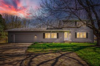 14050 37th Avenue N, Plymouth, MN 55447