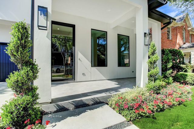 3906 Marquette Street, West University Place, TX 77005