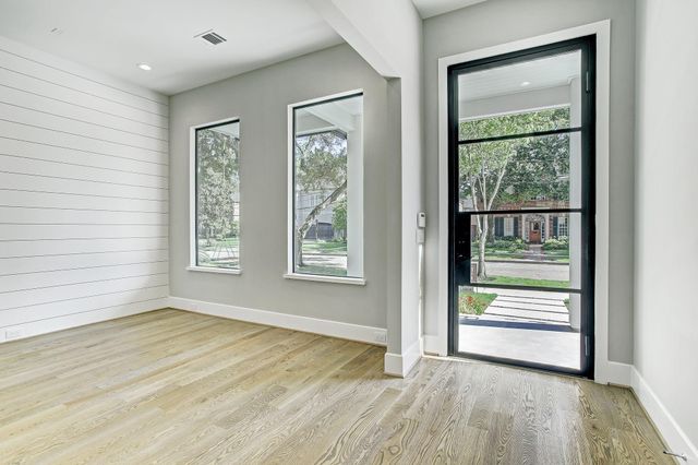3906 Marquette Street, West University Place, TX 77005