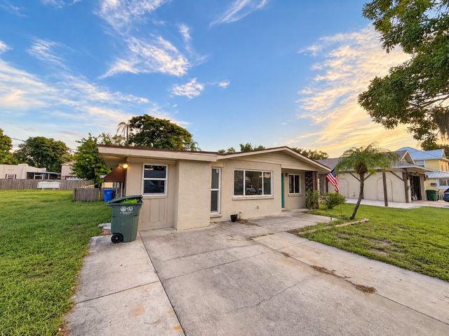 2921 7TH AVENUE W, Bradenton, FL 34205