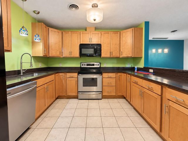 2921 7TH AVENUE W, Bradenton, FL 34205