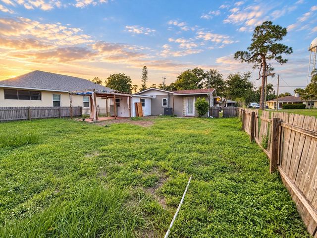 2921 7TH AVENUE W, Bradenton, FL 34205