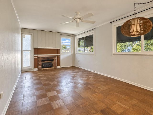 2921 7TH AVENUE W, Bradenton, FL 34205