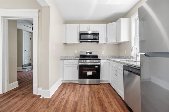 926 Morton St, New Castle, PA 16101