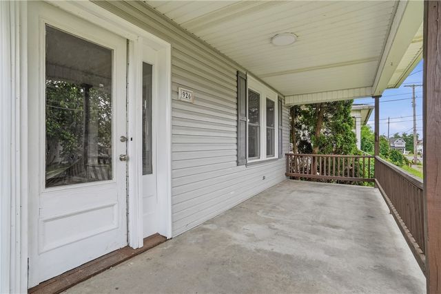 926 Morton St, New Castle, PA 16101