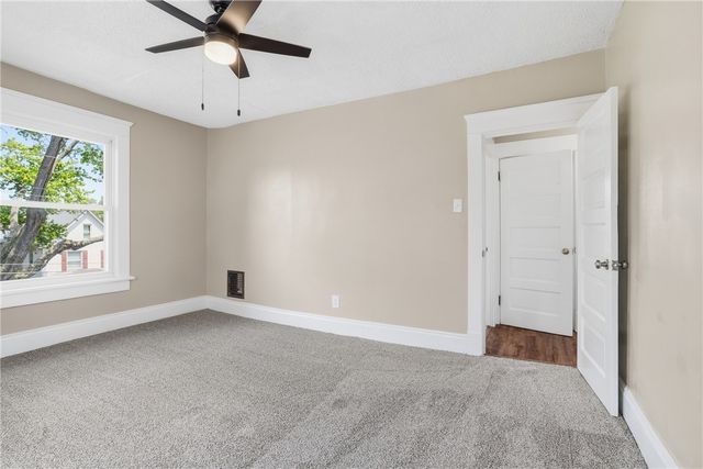 926 Morton St, New Castle, PA 16101
