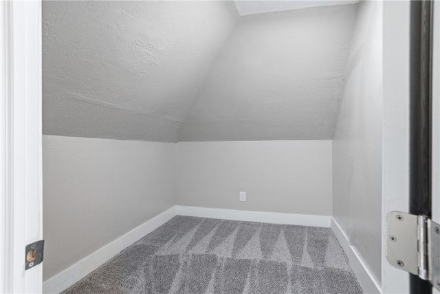 926 Morton St, New Castle, PA 16101