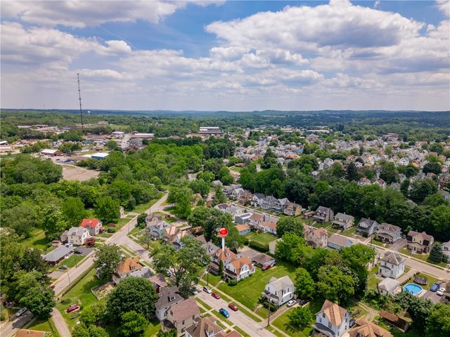 926 Morton St, New Castle, PA 16101