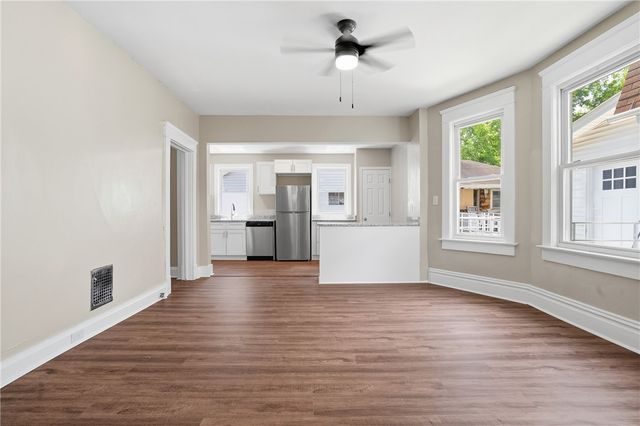 926 Morton St, New Castle, PA 16101