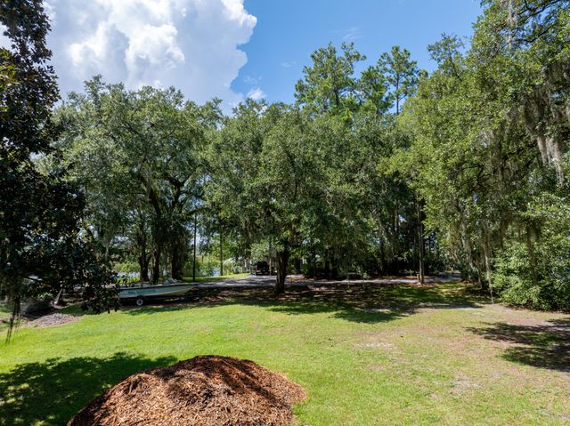 Lot 2 & 3 Pitts Bayshore Drive, Freeport, FL 32439