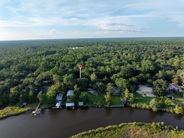 Lot 2 & 3 Pitts Bayshore Drive, Freeport, FL 32439