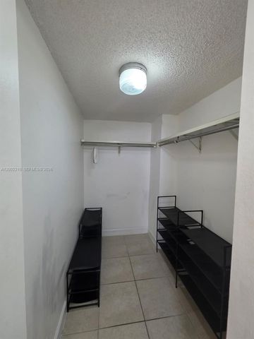 5055 NW 7th St 602, Miami, FL 33126