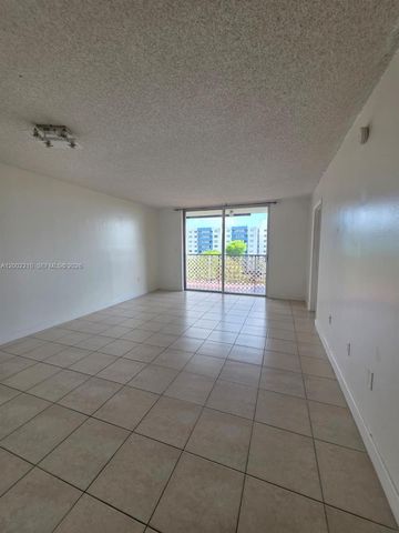 5055 NW 7th St 602, Miami, FL 33126