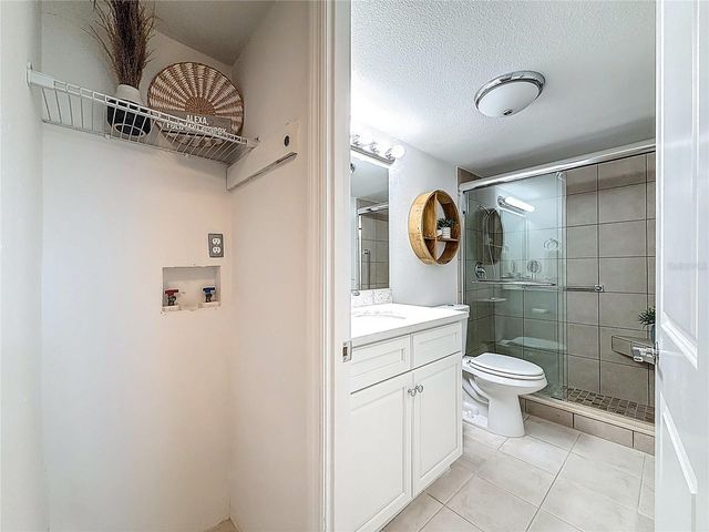 7425 BAY ISLAND DRIVE S 105, South Pasadena, FL 33707